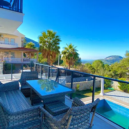 Paris A Villa, Oezel Havuzlu, 빌라 *